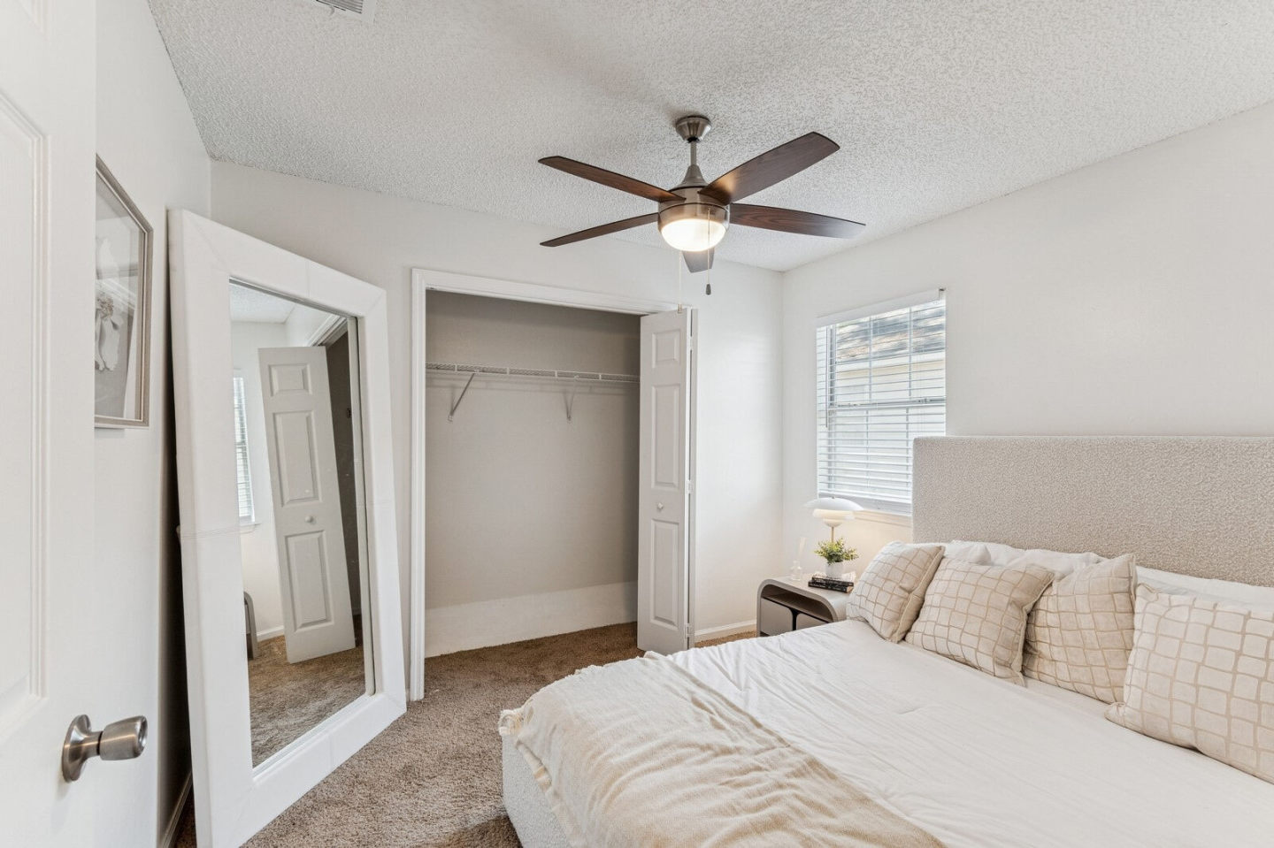 West Towne Cottages Image 8