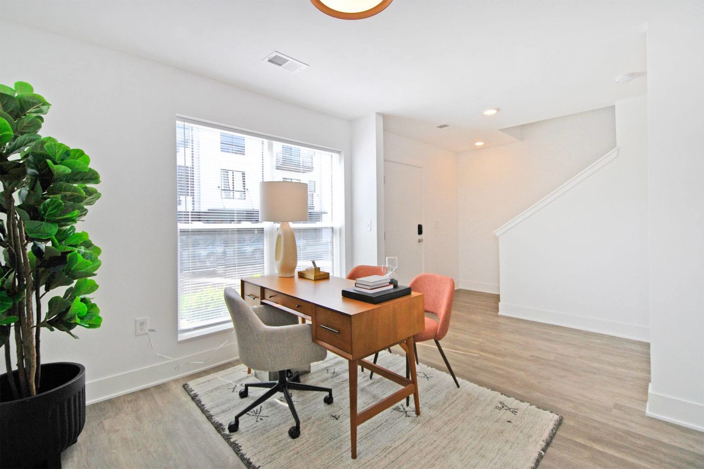 Avant Apartments Image 38
