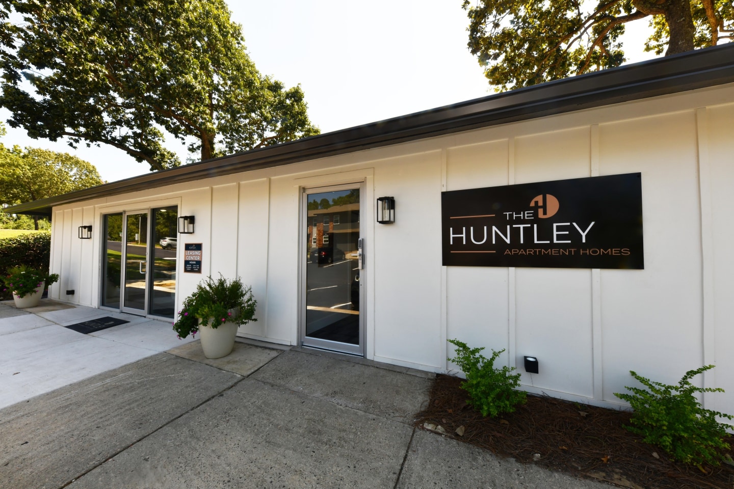 The Huntley Apartment Homes Image 31