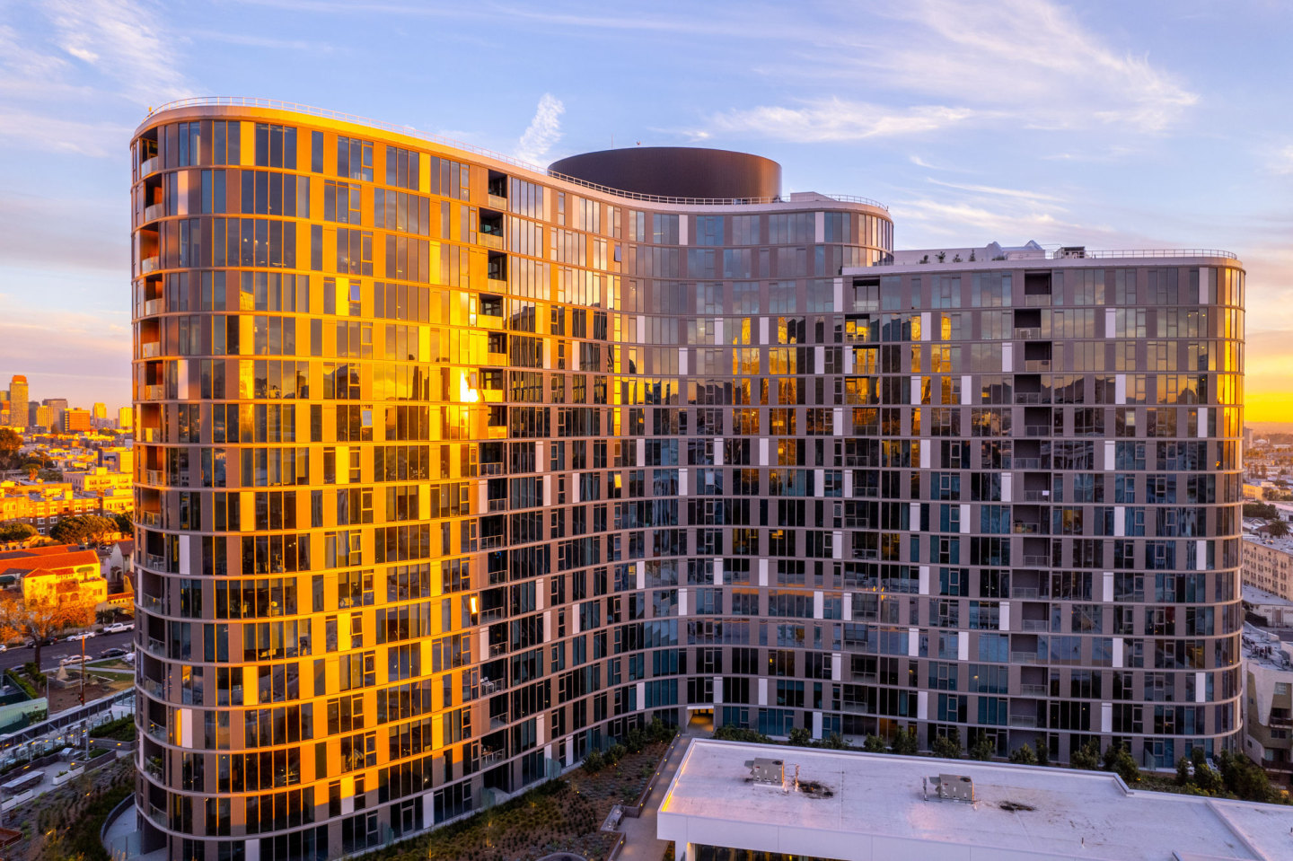 Kurve on Wilshire Image 41