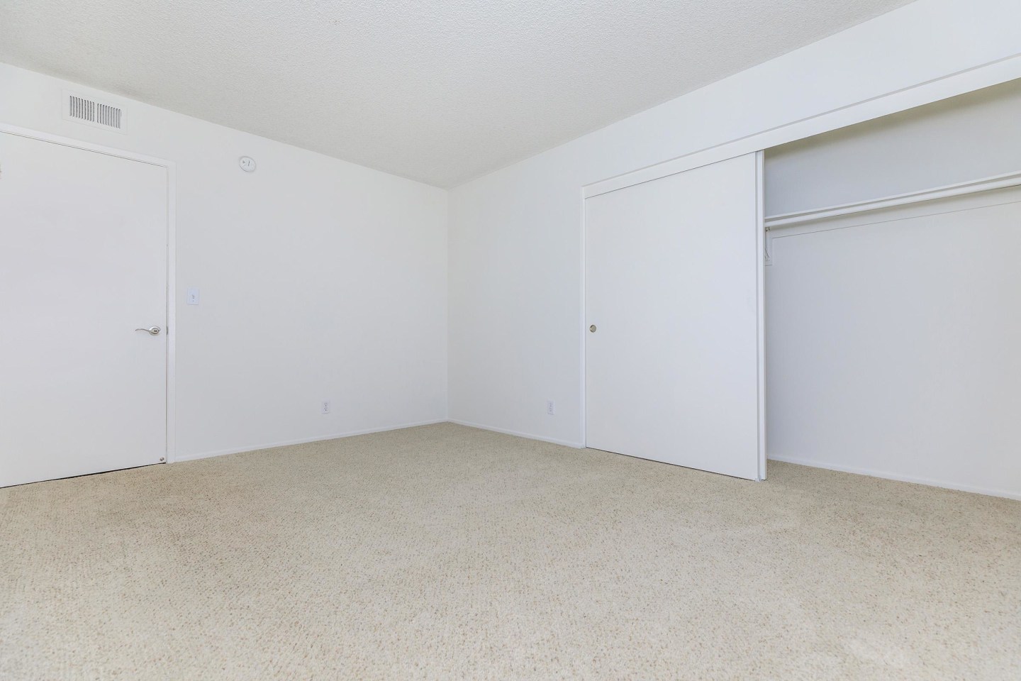Country Hills Apartment Homes Image 43