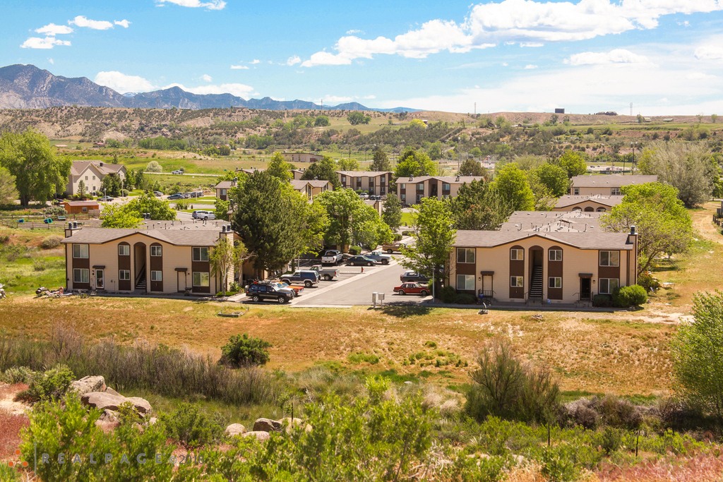 Rifle Creek Apartments Image 6