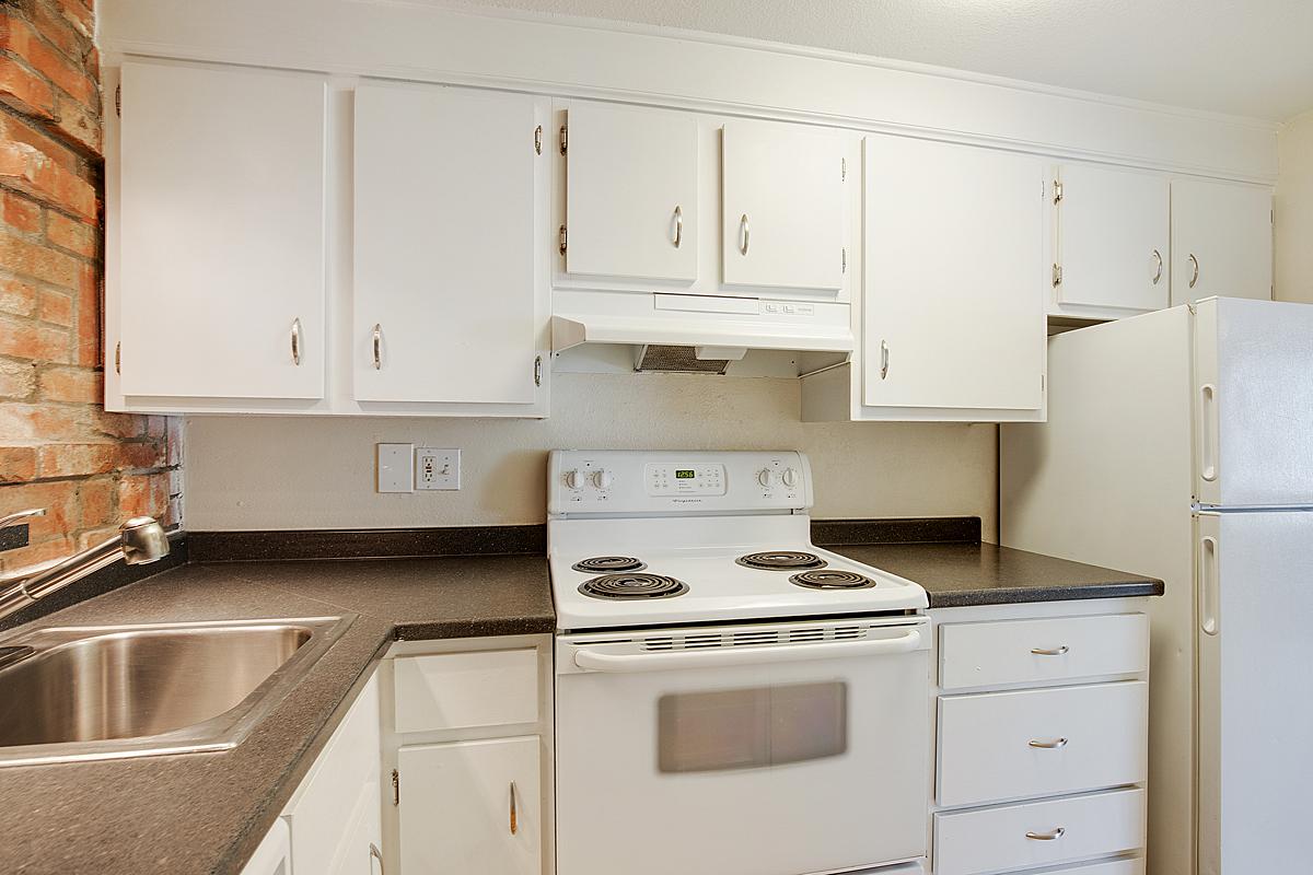 Logan Court Image 3