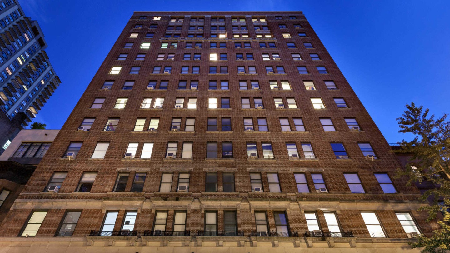 Parc Coliseum Apartments Image 8