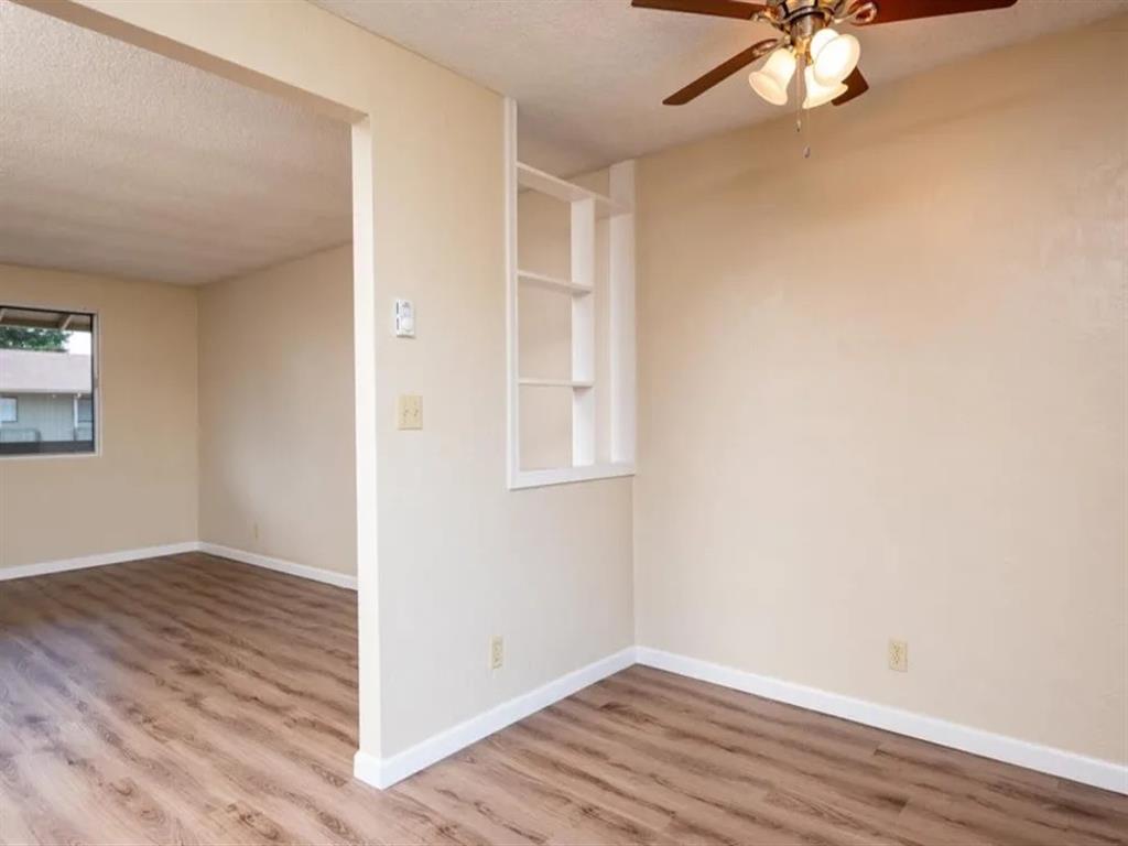 Gateway Village Image 11