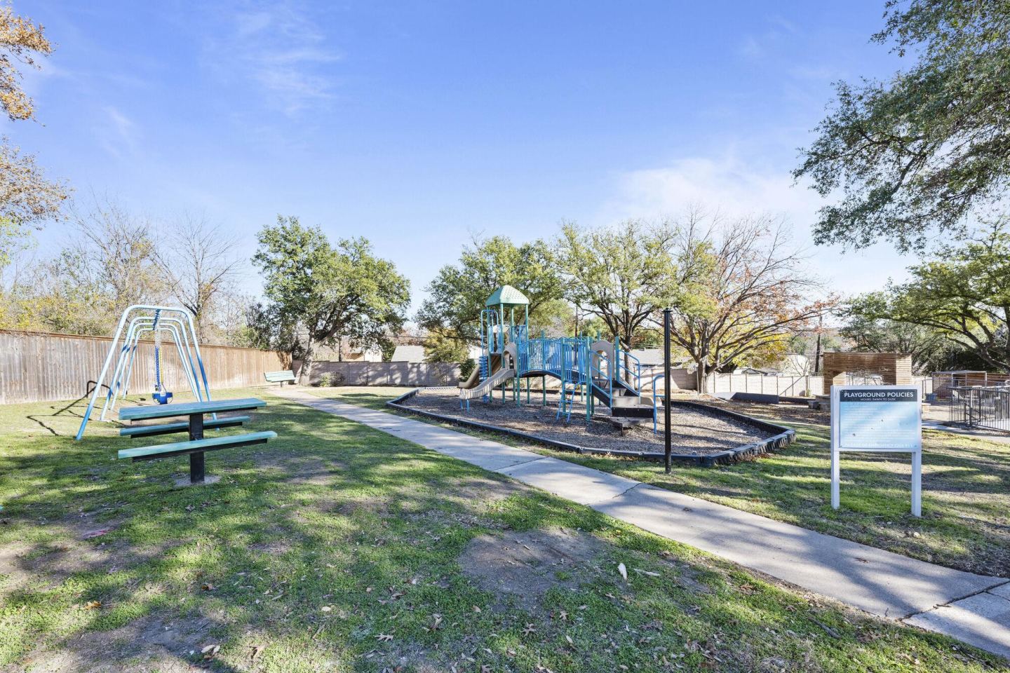 Lavera at Lake Highlands Image 29
