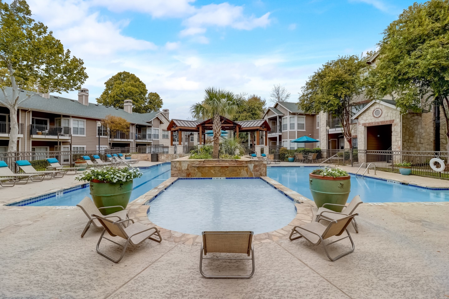Riverbend Apartments Image 30