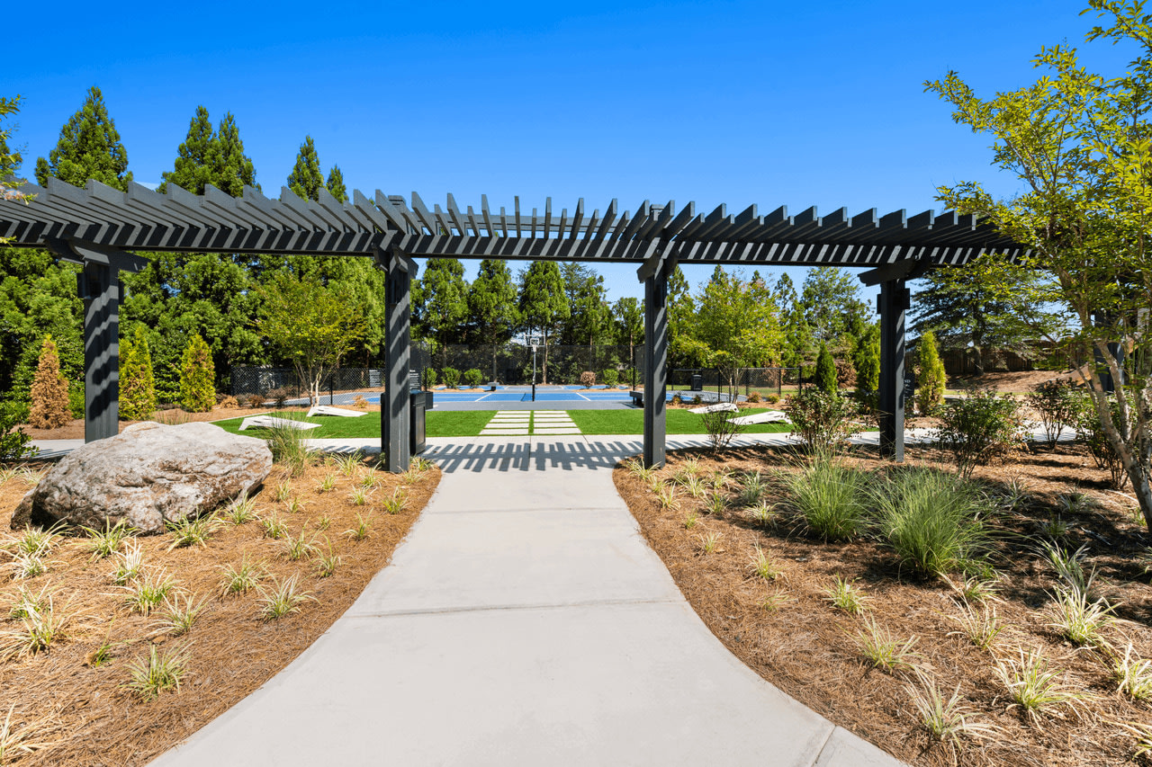 Affordable Housing - Caveness Farms Apartment Homes Image 18