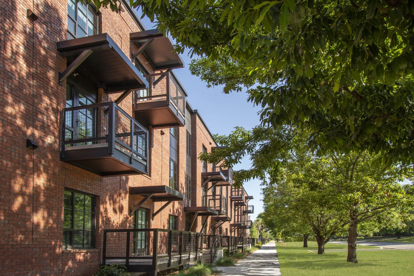 Second Avenue Apartments Image 18