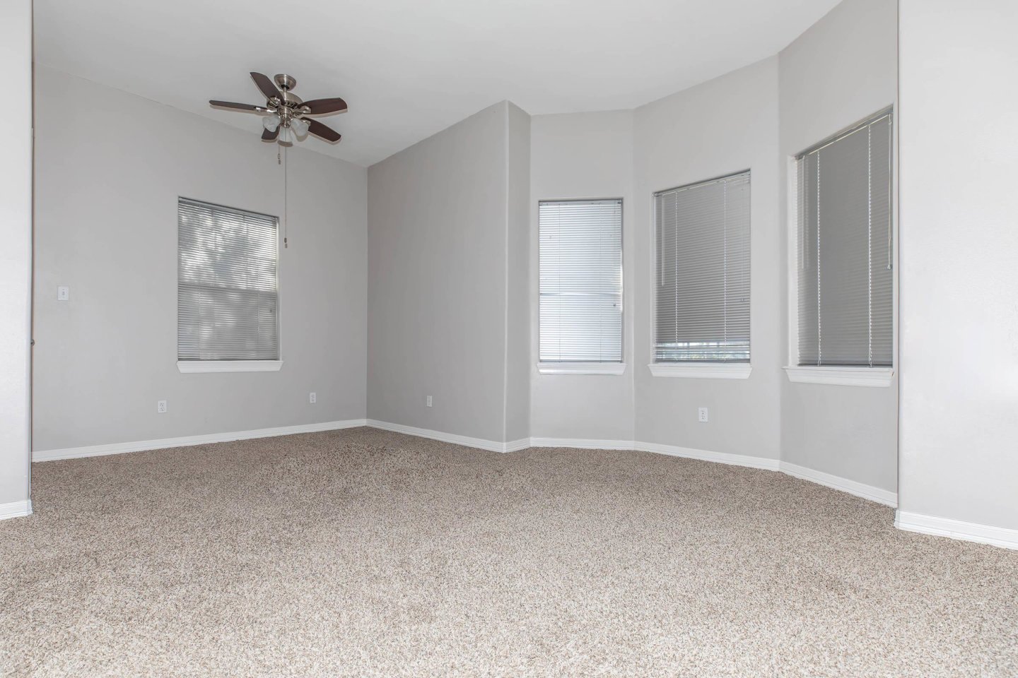 Las Misiones Apartments Image 32