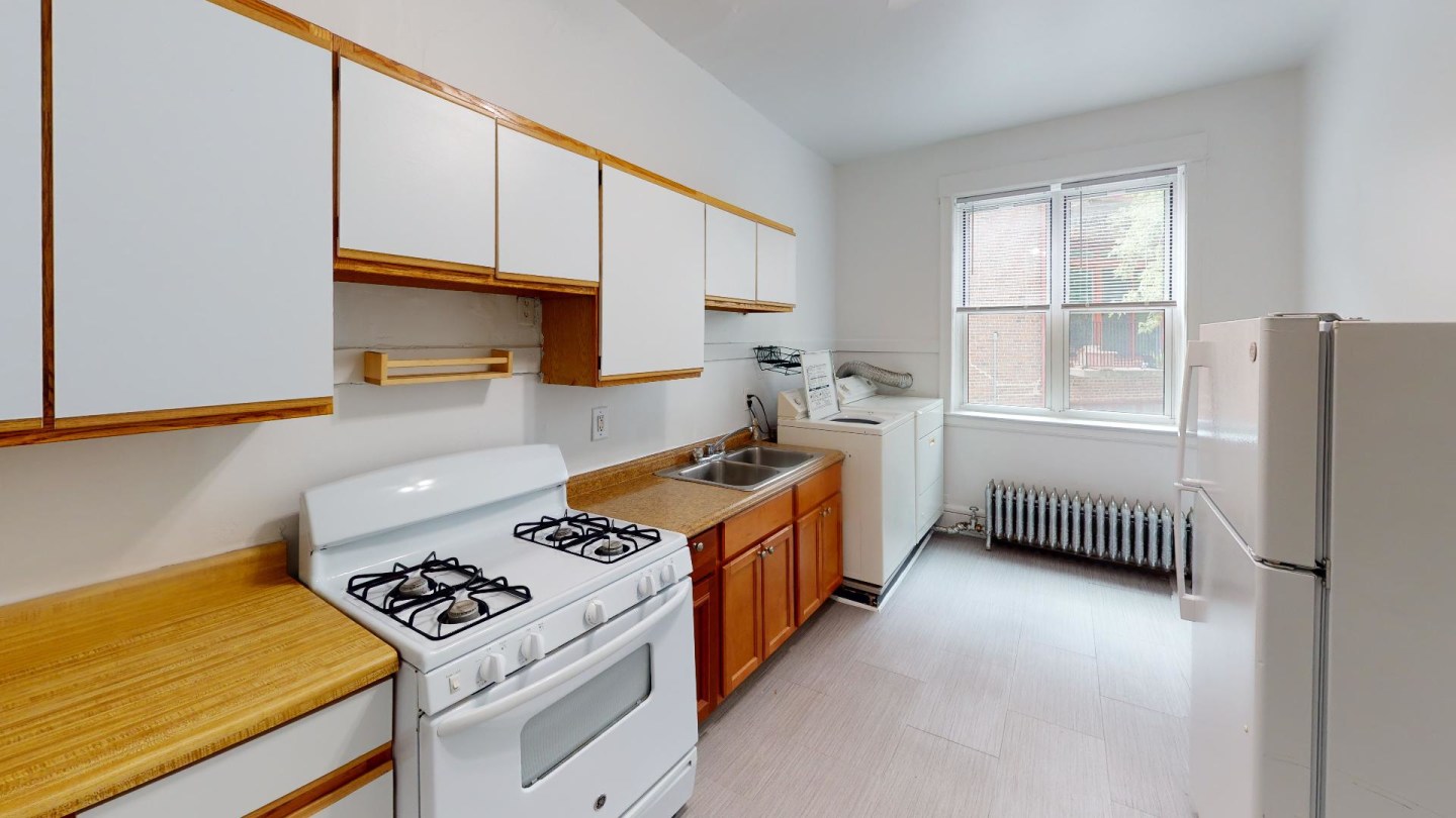 1358 E. 58th Street Image 5