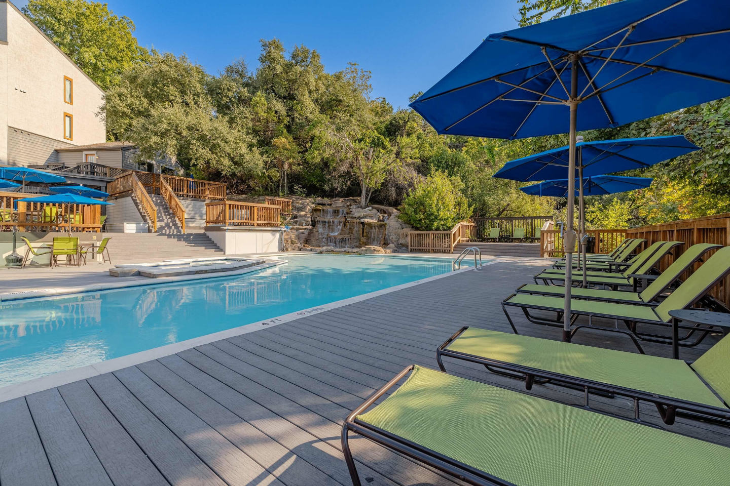 Capital Hills Apartment Homes Image 3