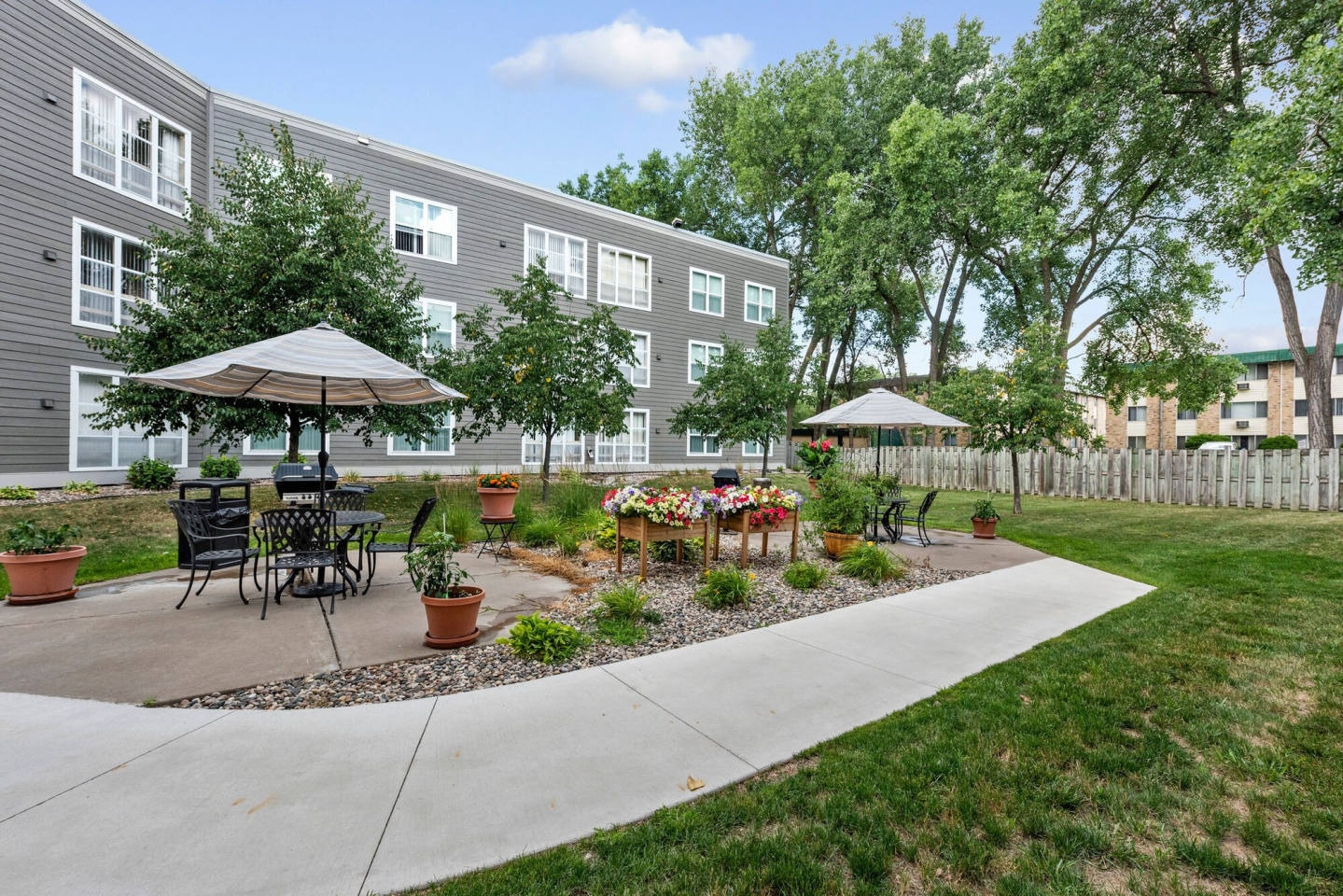 Forest Place Apartments Image 20