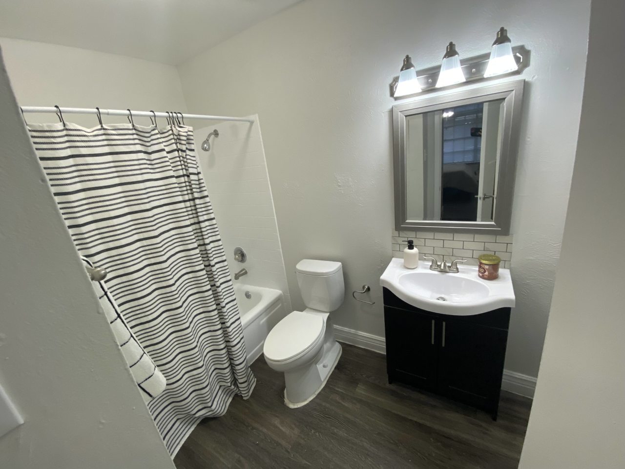 Oakline Apartments Image 14
