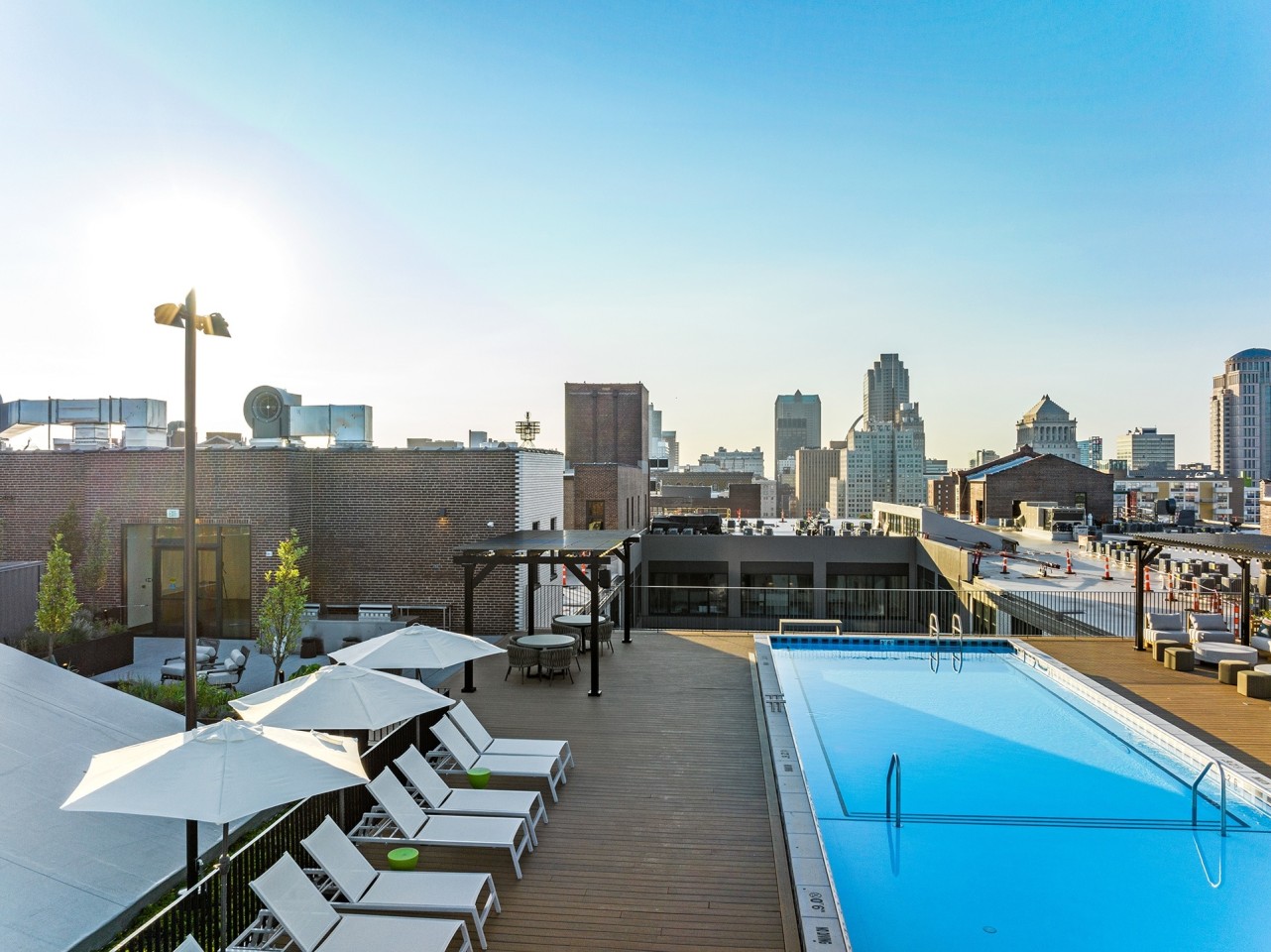 The Victor Luxury Apartments Image 31