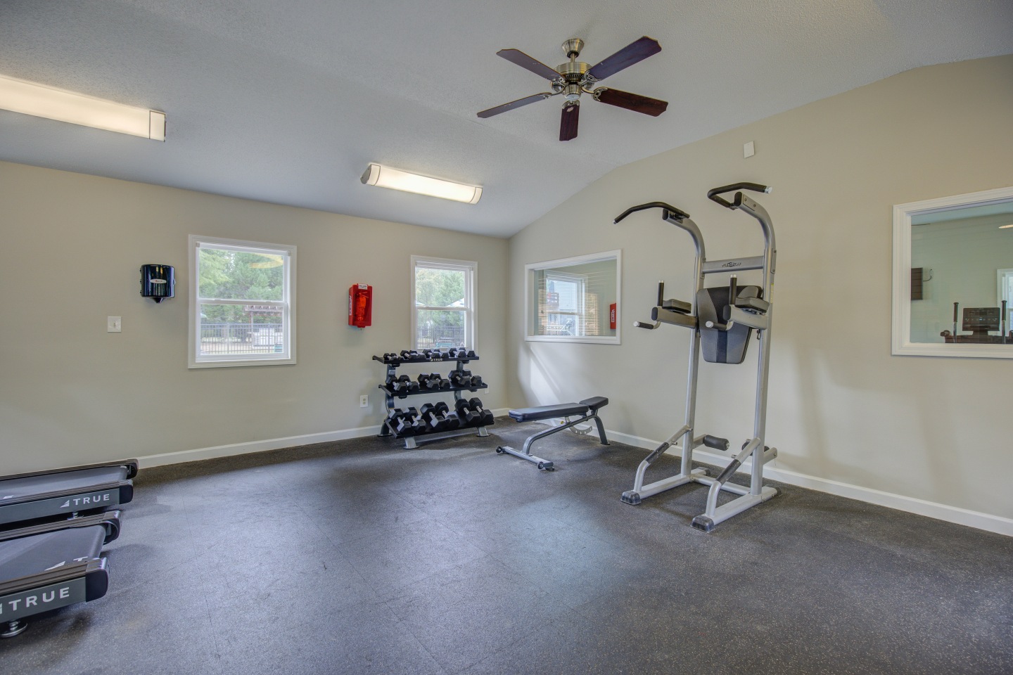 North Oaks Landing Image 14