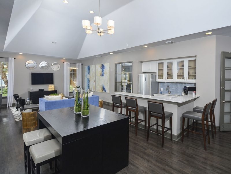 Quiet Waters Apartment Homes Image 18
