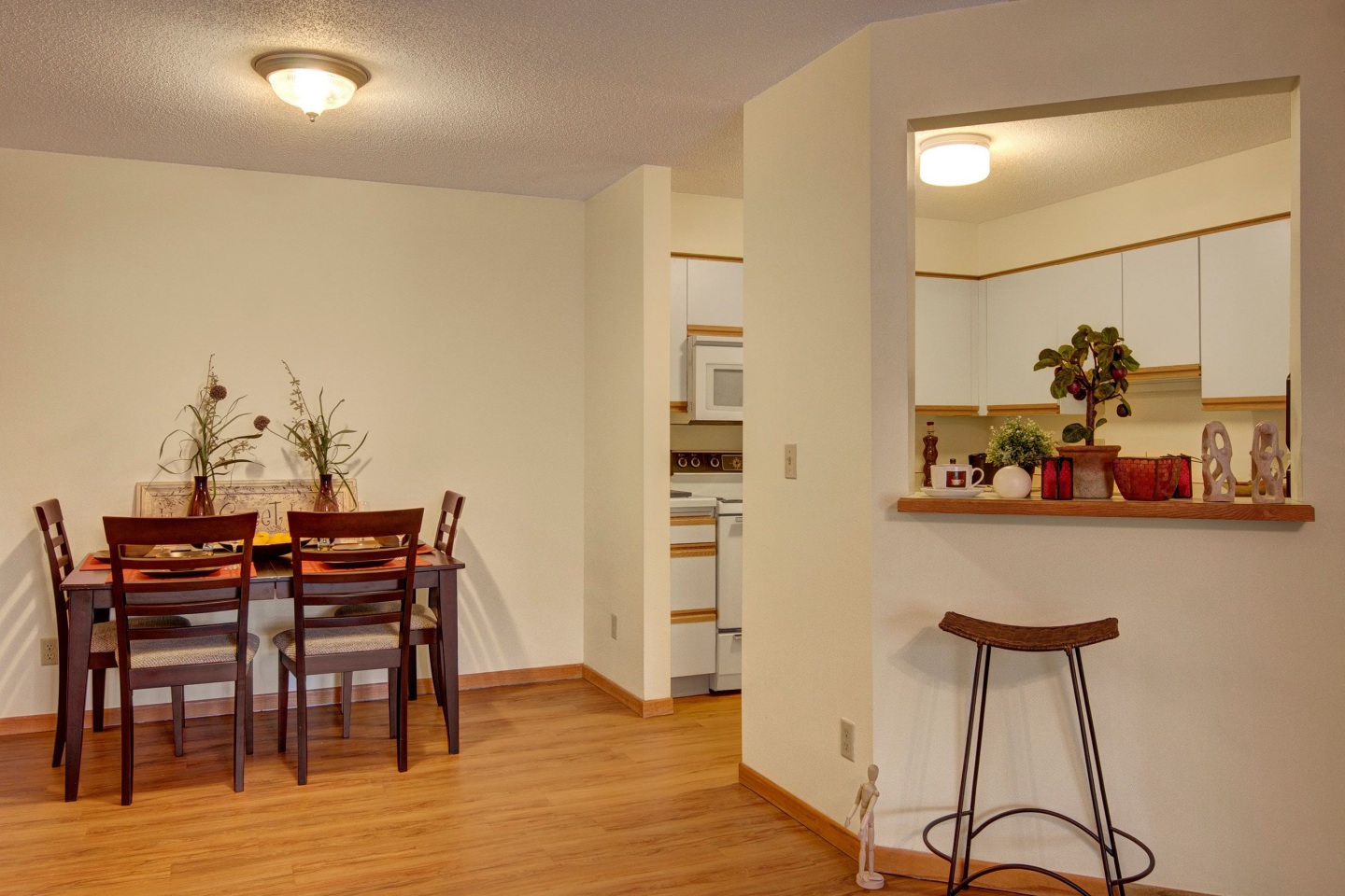 Town Centre Apartments Image 3