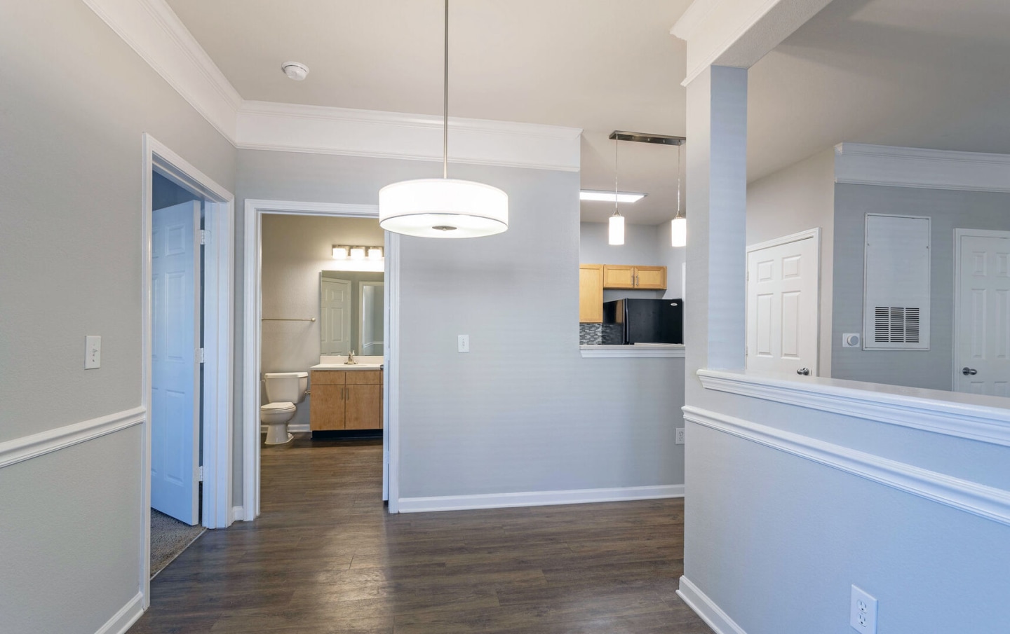 Breakers Point Apartments Image 6