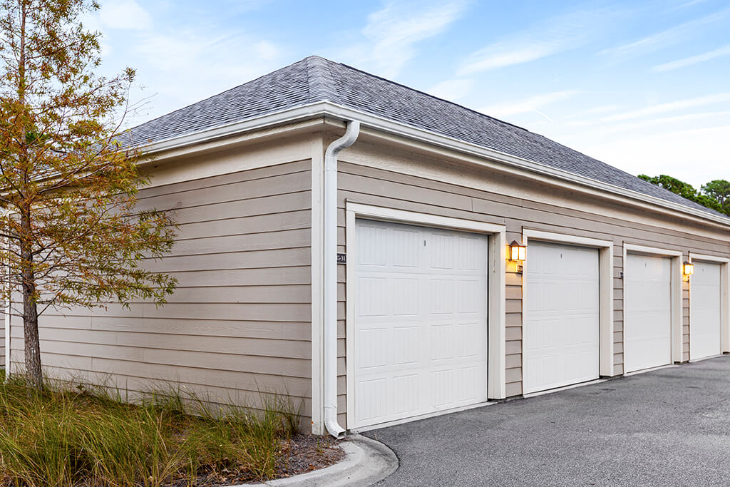 The Apartments at Shade Tree Image 8