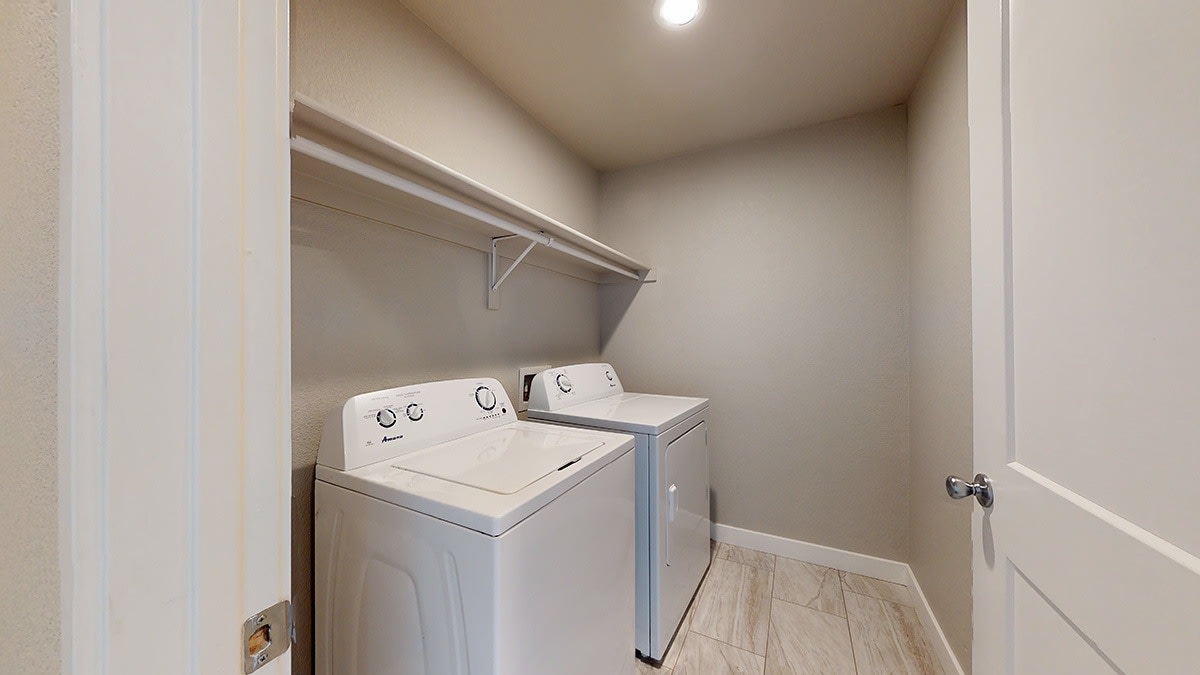 Carr Townhomes Image 17
