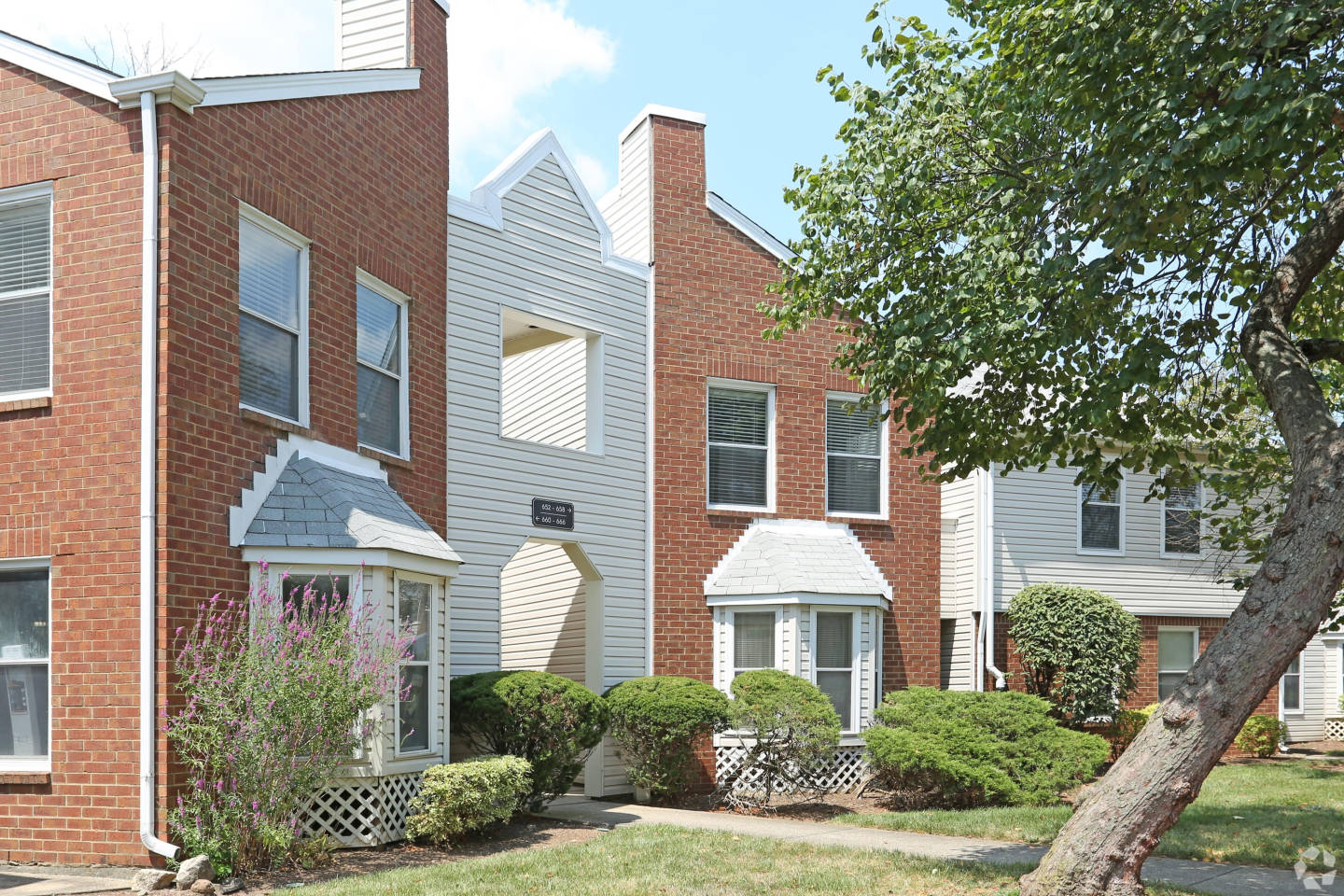 Amherst Place Image 39