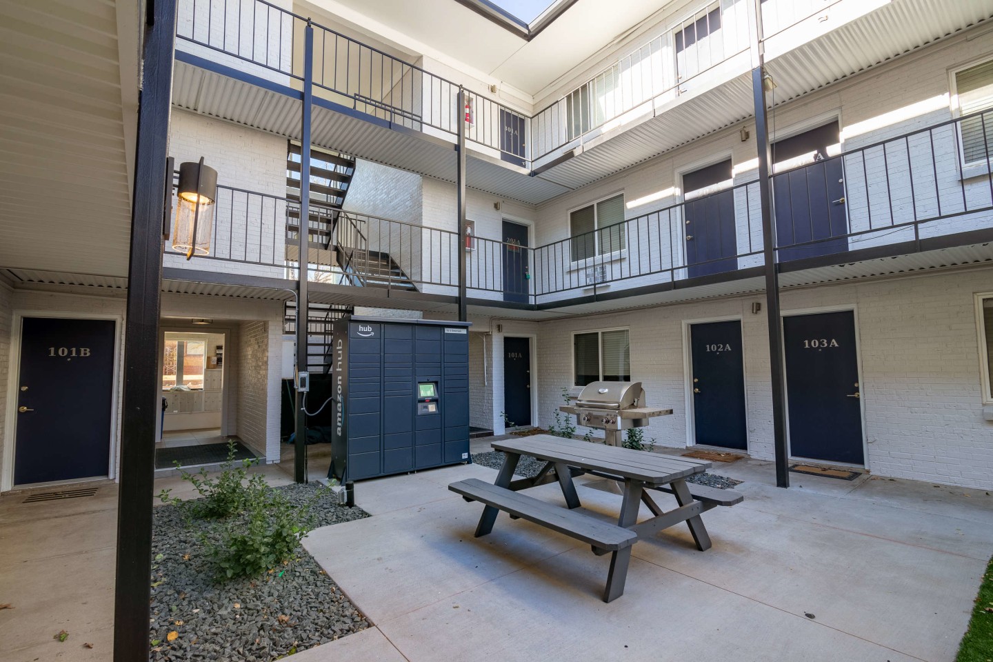 The Quad Image 9