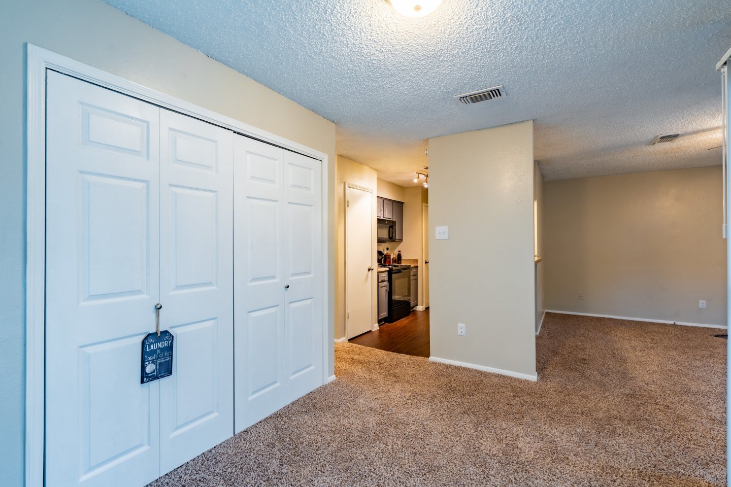 Oak Bend Place Image 24