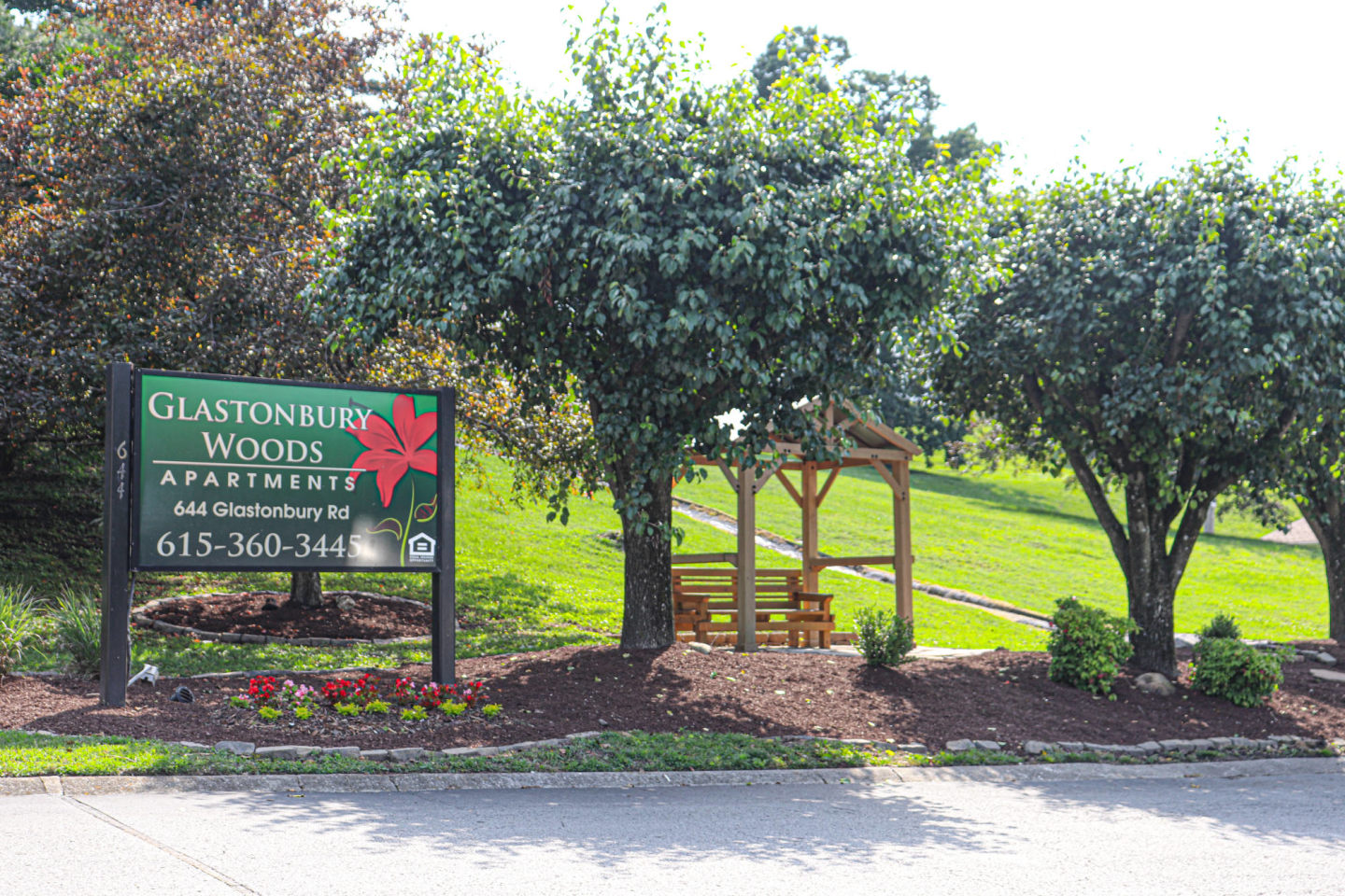 Glastonbury Woods Apartments Image 11