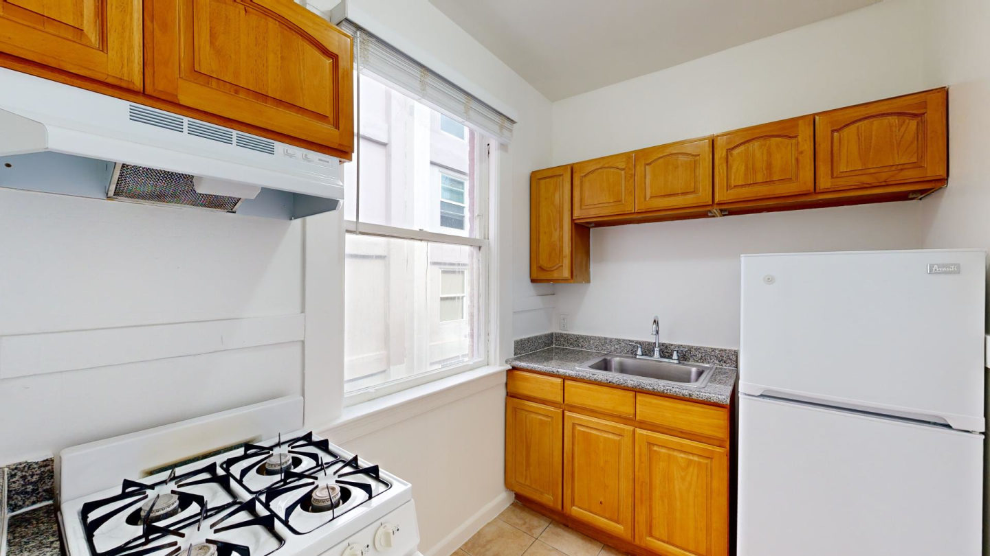925 Geary Image 10