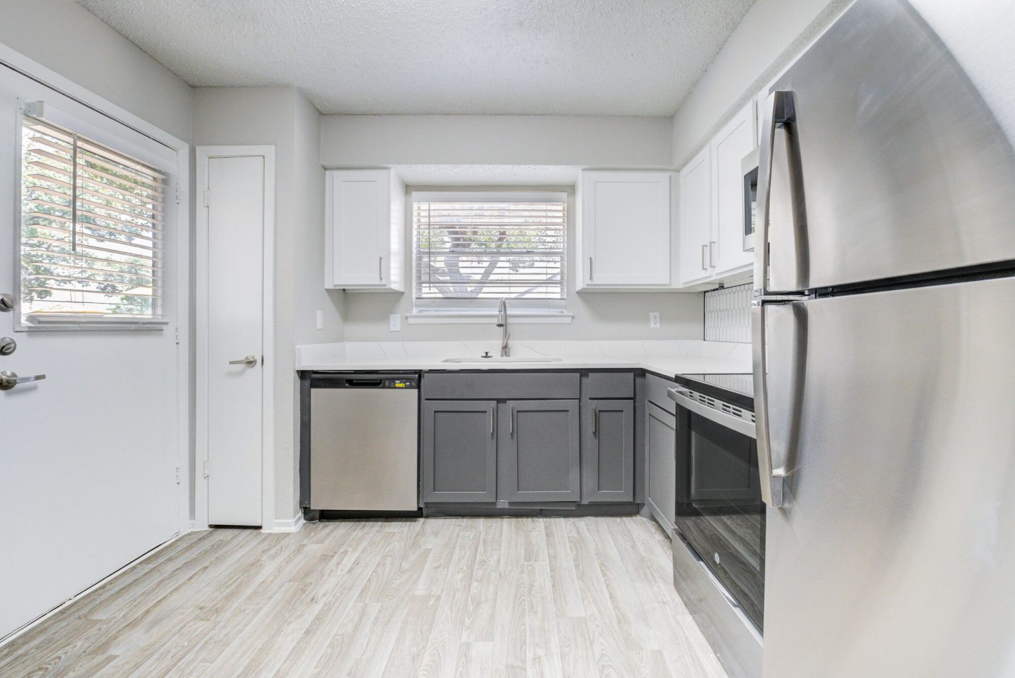 Bella Vista Image 19