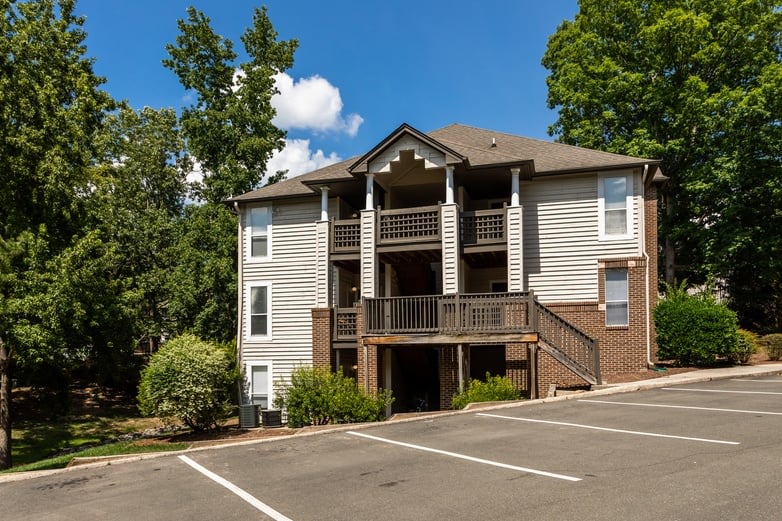 University Ridge Image 18