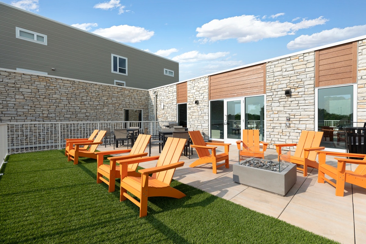 Spring House Image 29