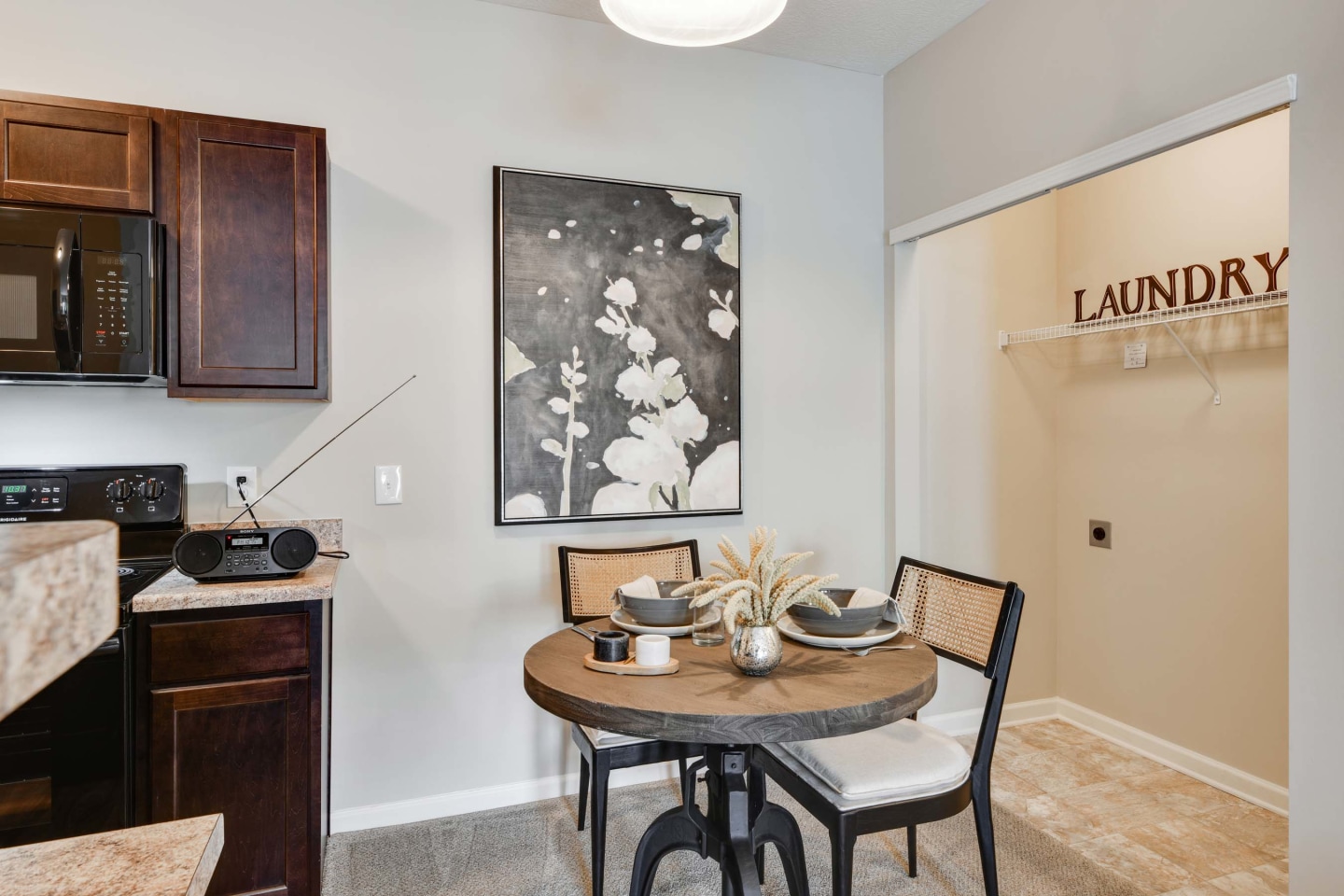 Austin Place Apartments Image 8