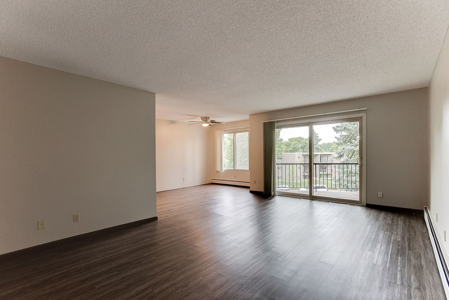 Caravelle Apartments Image 5