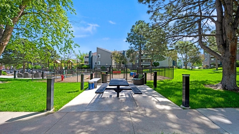 The Grove at City Center Apartments Image 30