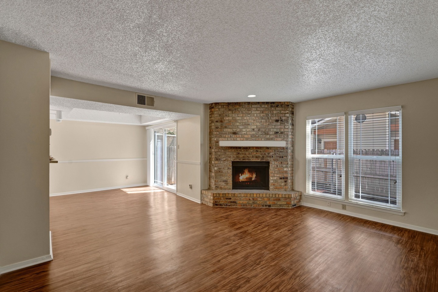 SUMMERTREE PLACE Image 5