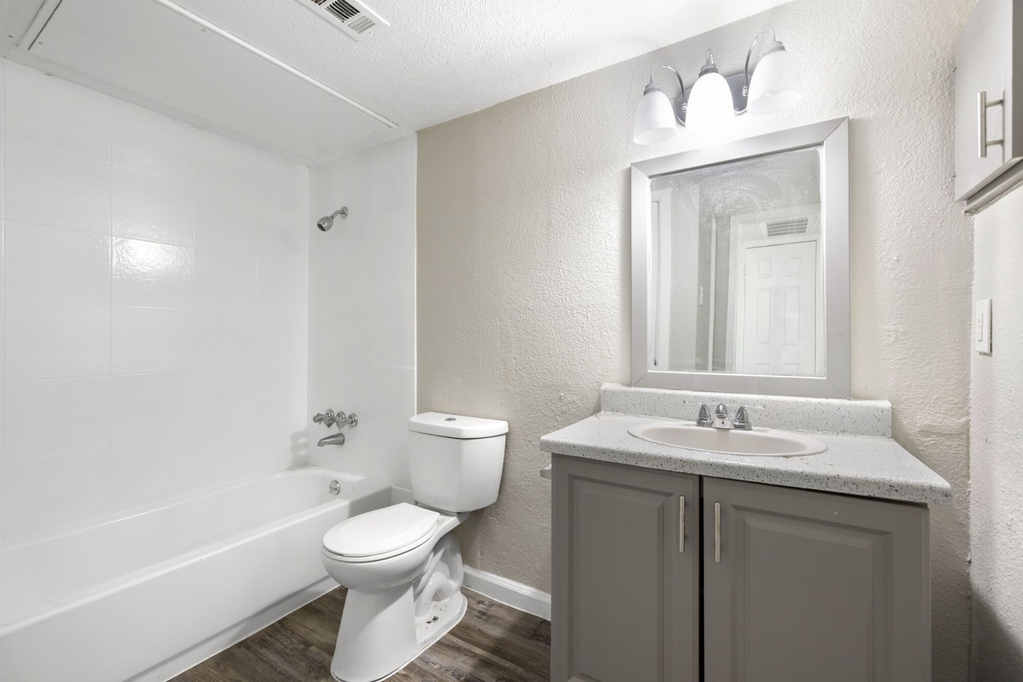 Senita Apartment Homes Image 4