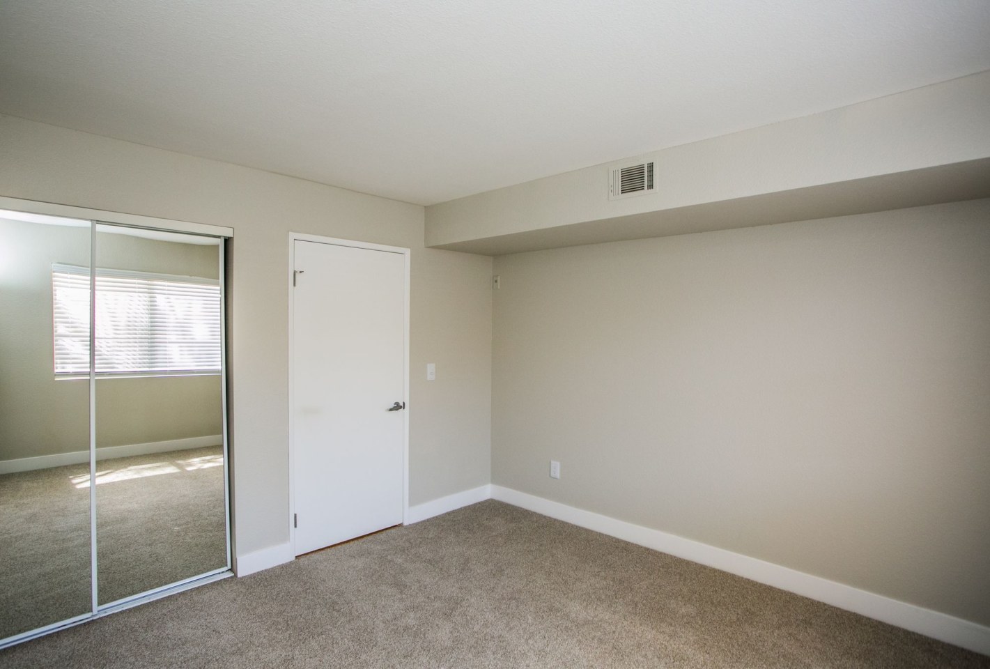 The Lido Apartments - Senior Living Image 30