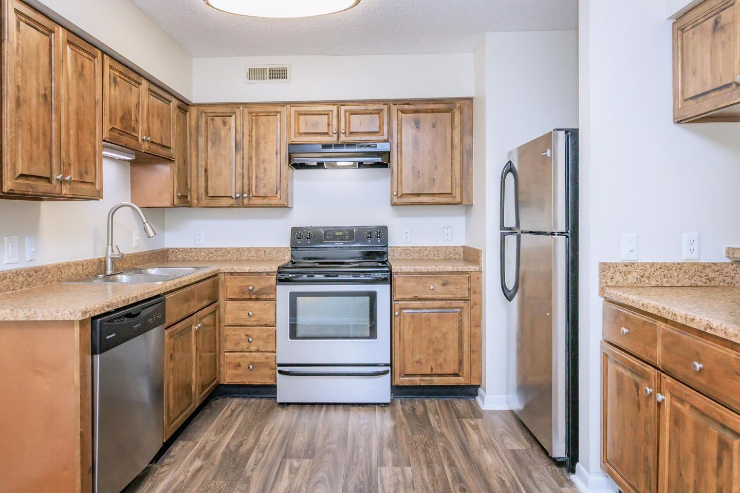 Laurel Ridge Apartments Image 53