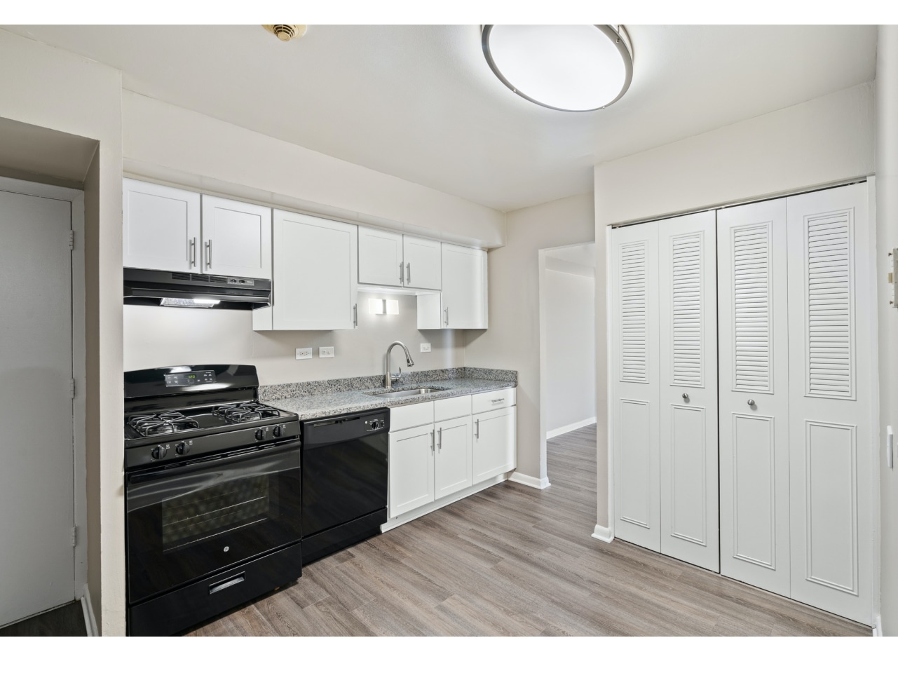 The Townhomes at Highcrest Image 19