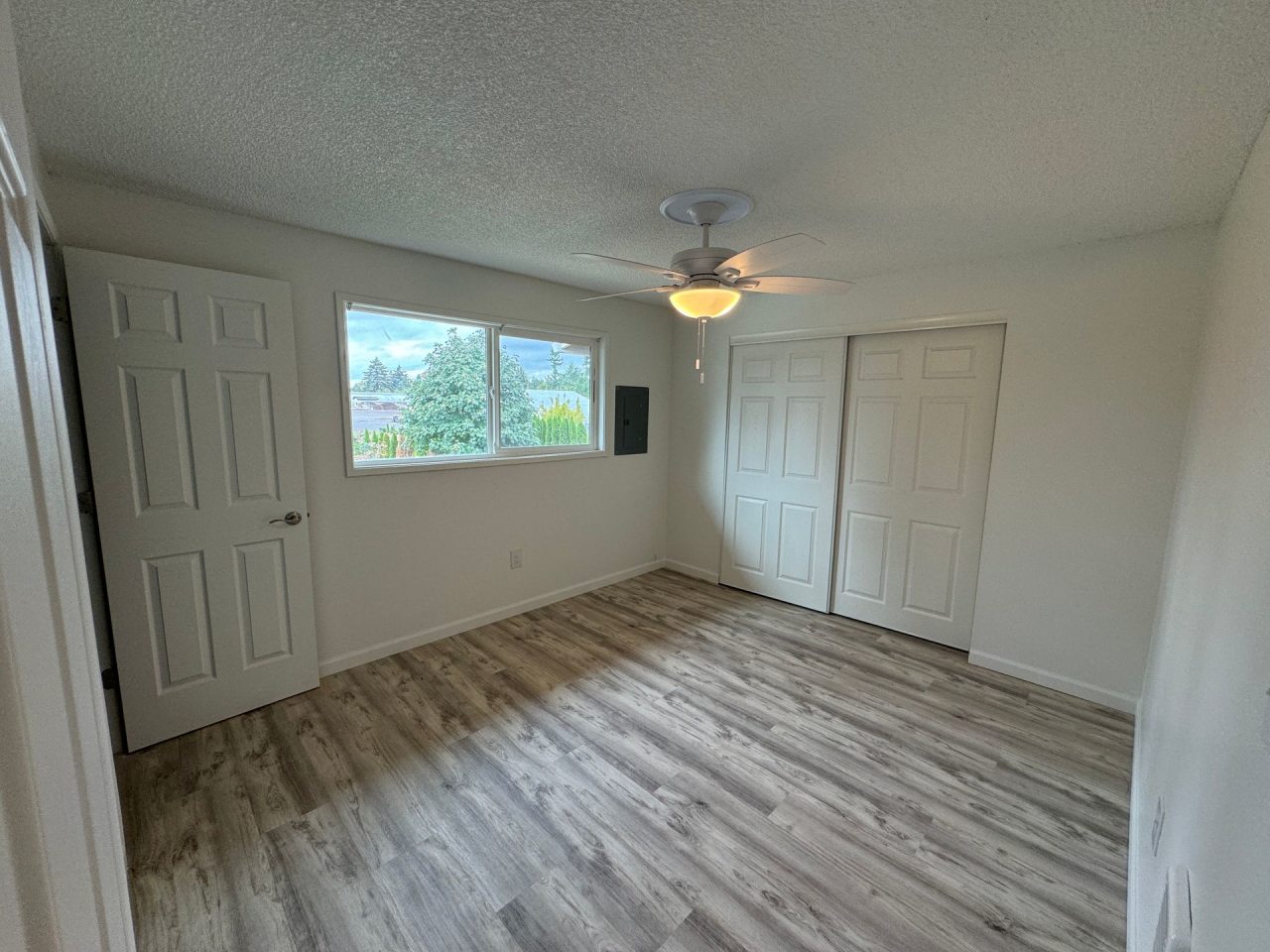 Garden View Apartments Image 16