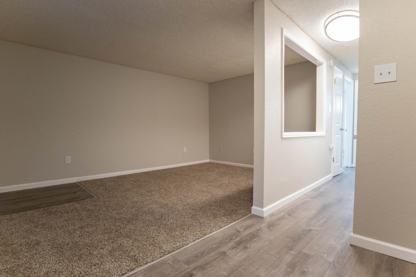 Joliet Towers Apartments Image 24