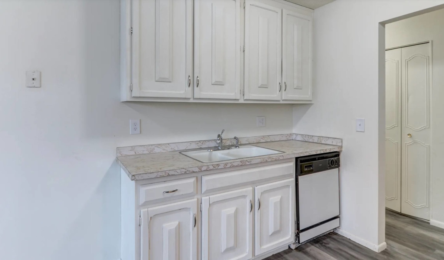 Arlington Place Apartments Image 13