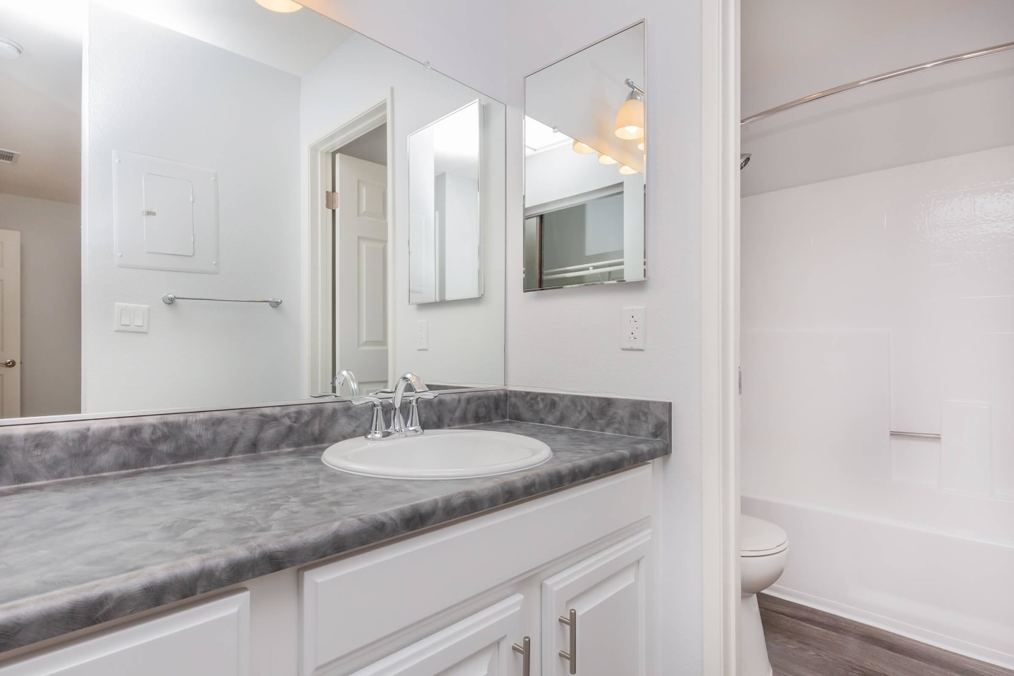 Park Centre Apartment Homes Image 39