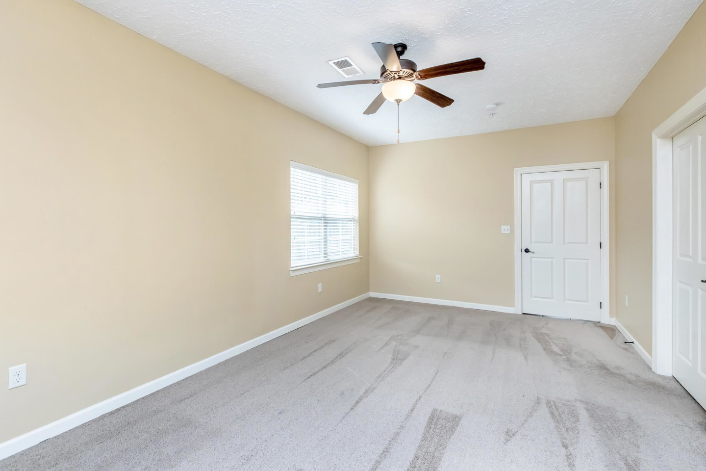 Stonewater Place Image 48