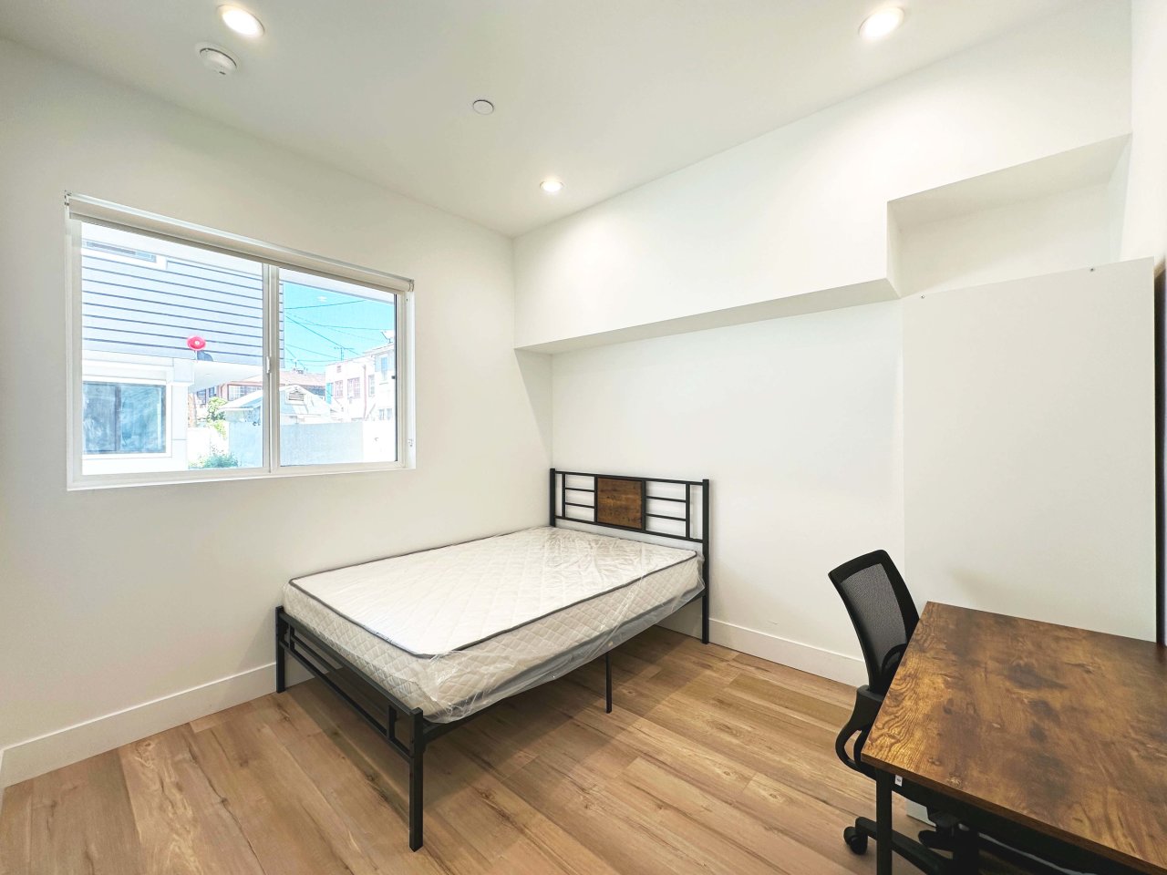 2909 Kenwood Avenue - Co-Living Housing Image 13