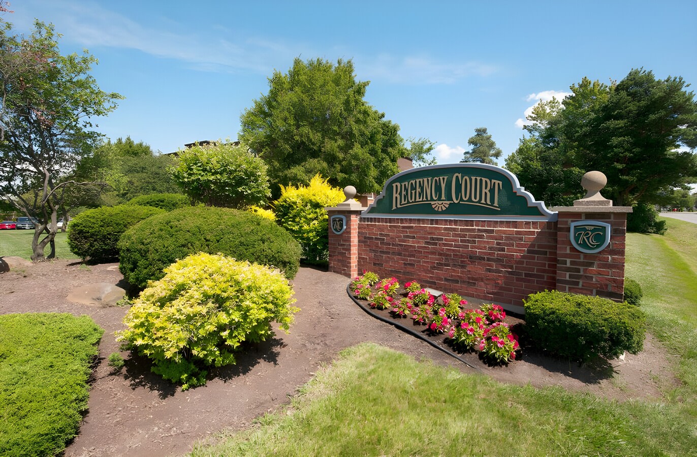 Regency Court Image 4