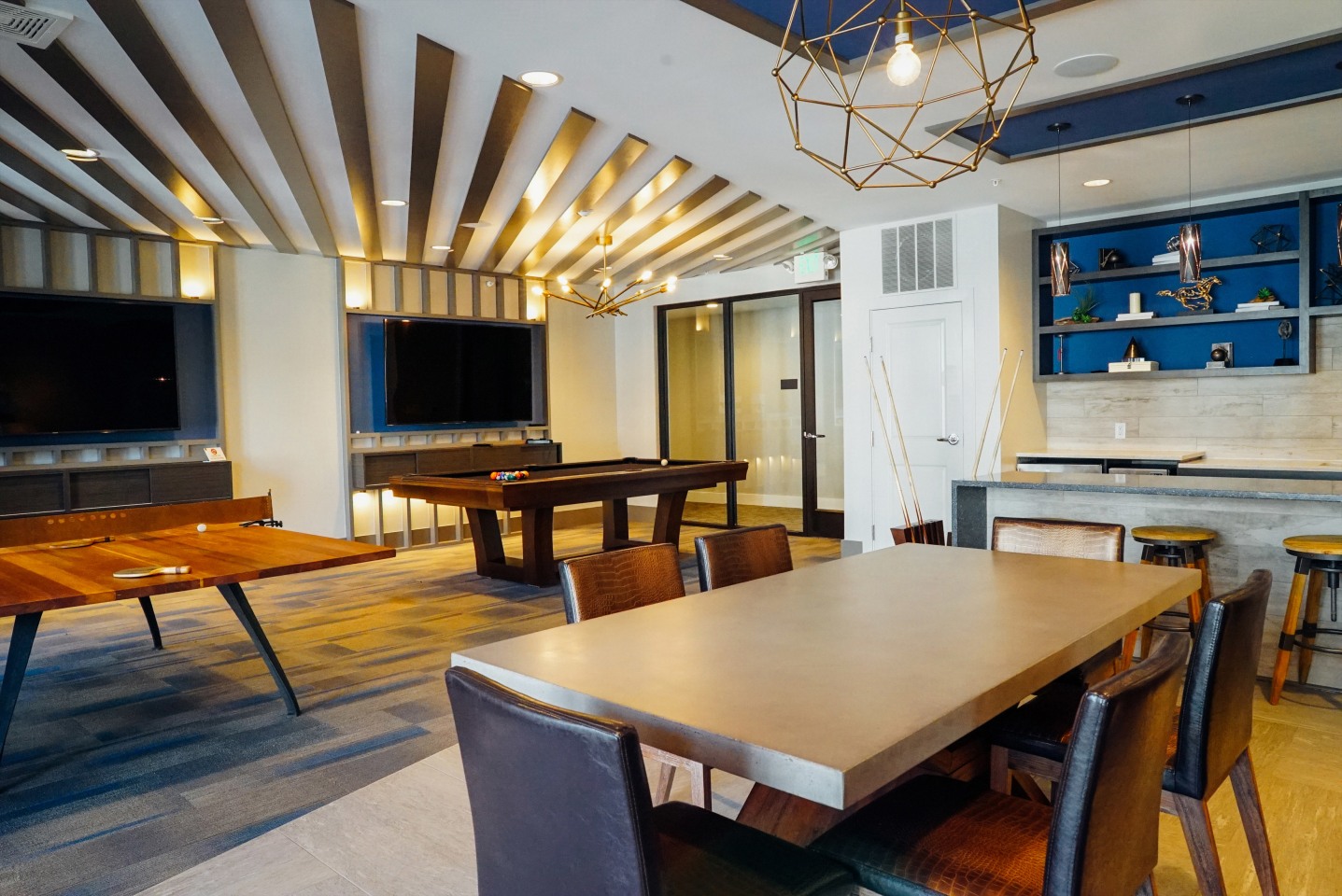 Mayfair Reserve Image 20