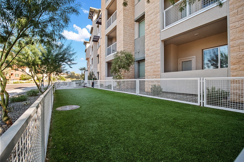 The District at Scottsdale Image 24